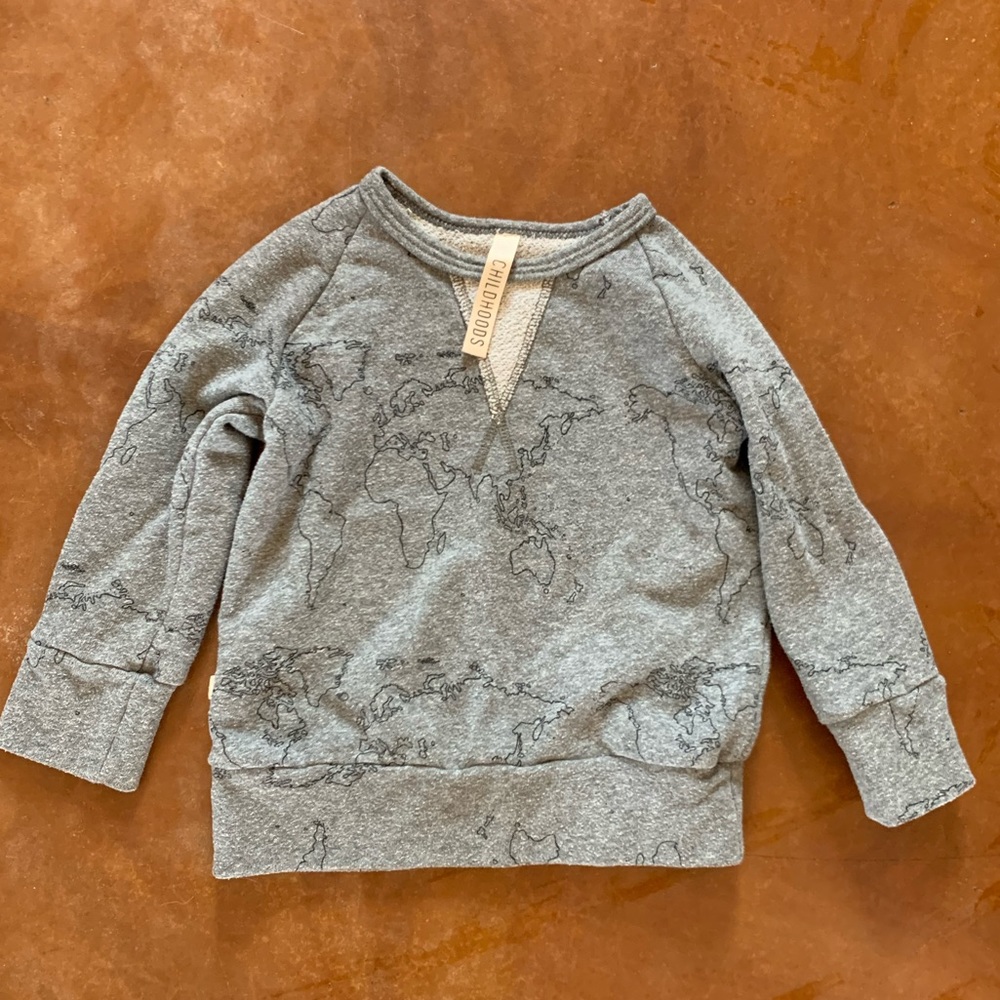 Childhoods Clothing Pullover crew sweatshirt grey with “world” 2T